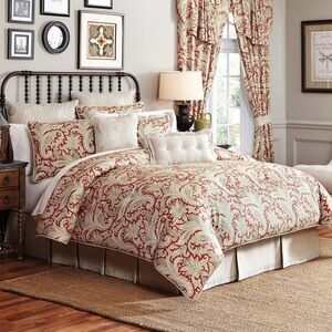 Croscill Leela Paisley Comforter Set